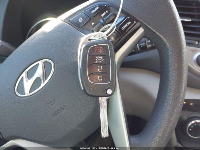 2017 HYUNDAI TUCSON KM8J33A4XHU528532 Photo 10