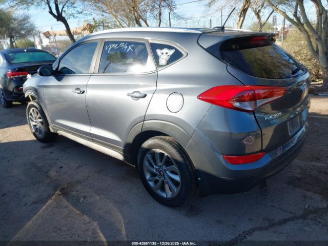 2017 HYUNDAI TUCSON KM8J33A4XHU528532 Photo 2