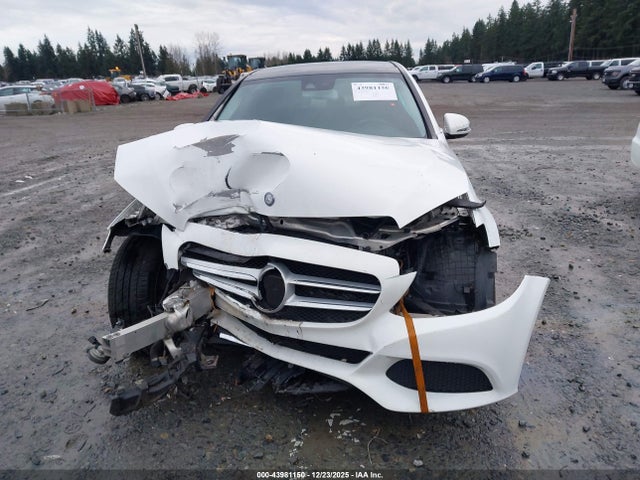 55SWF4JB3HU196608 Mercedes-Benz C 300