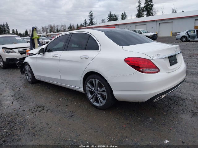 55SWF4JB3HU196608 Mercedes-Benz C 300