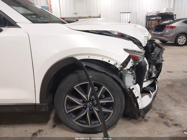 Продаж на аукціоні авто 2018 Mazda Cx-5 Grand Touring, vin: JM3KFBDM7J0400808, номер лоту: 43981175
