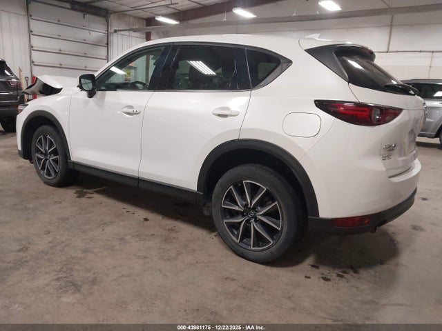 Продаж на аукціоні авто 2018 Mazda Cx-5 Grand Touring, vin: JM3KFBDM7J0400808, номер лоту: 43981175