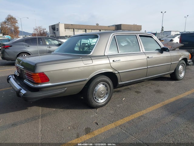1976 Mercedes 450 Sel მანქანა იყიდება აუქციონზე, vin: 11603312056594, აუქციონის ნომერი: 43981180