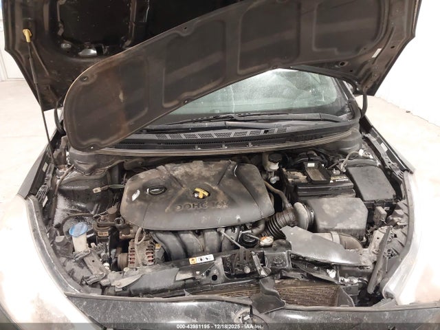 KNAFX4A68G5471100 KIA FORTE LX
