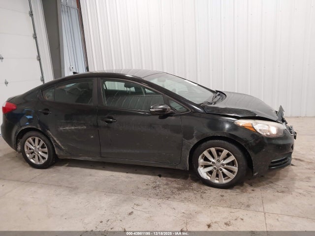 KNAFX4A68G5471100 KIA FORTE LX