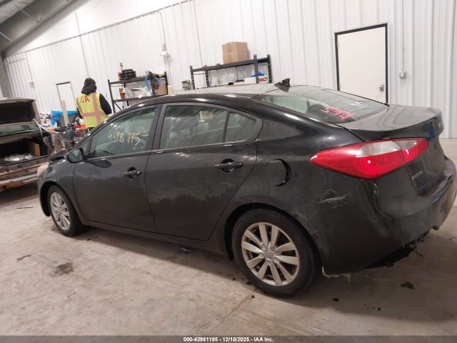 KNAFX4A68G5471100 KIA FORTE LX
