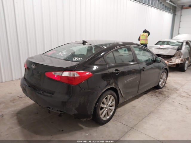KNAFX4A68G5471100 KIA FORTE LX
