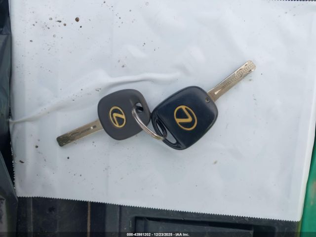 2005 LEXUS ES 330 JTHBA30G355133851 Photo 10