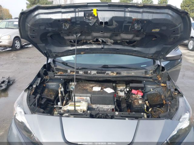 2019 NISSAN LEAF 1N4AZ1CP8KC317511 Photo 9