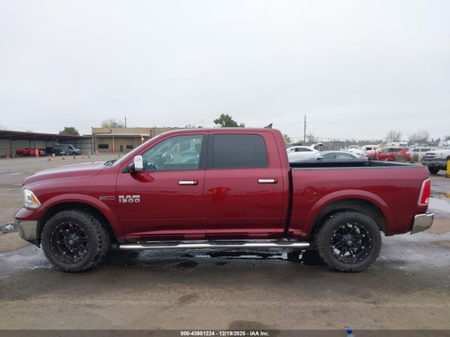 1C6RR7NM8HS875724 RAM 1500 Laramie 4x4 5&#039;7 Box
