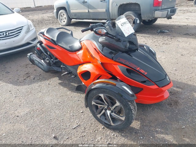 2014 CAN-AM SPYDER ROADSTER 2BXNABC1XEV000921