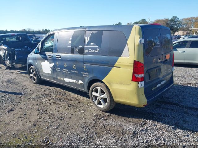 2017 MERCEDES-BENZ METRIS WD4PG2EE9H3295741 Photo 2
