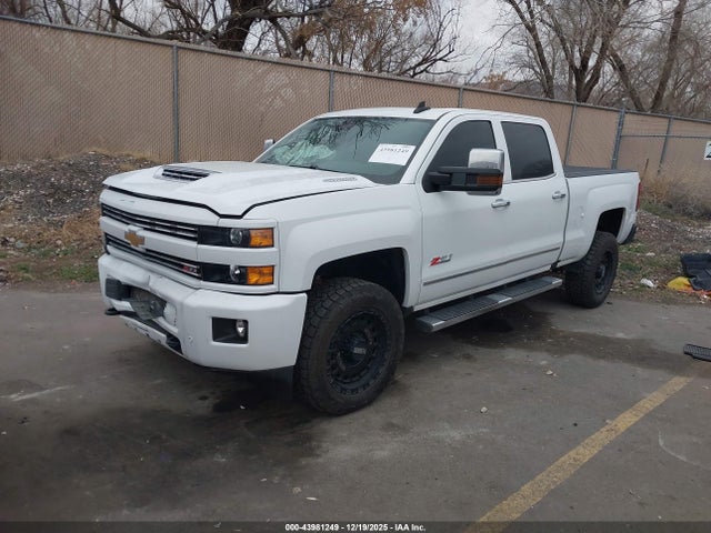 1GC1KTEY1KF198599 Chevrolet Silverado 2500hd Ltz