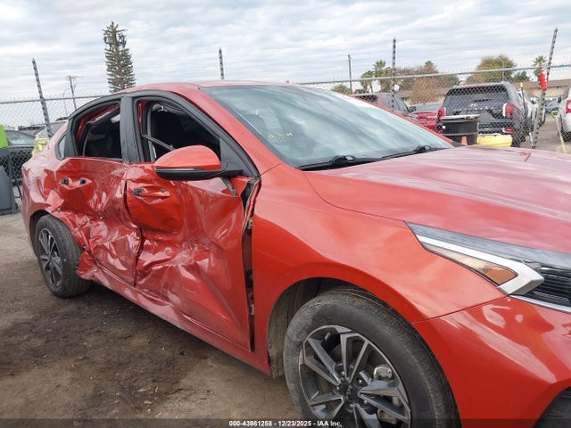 KIA Forte Lxs 2023 3KPF24AD0PE679931 Image 13