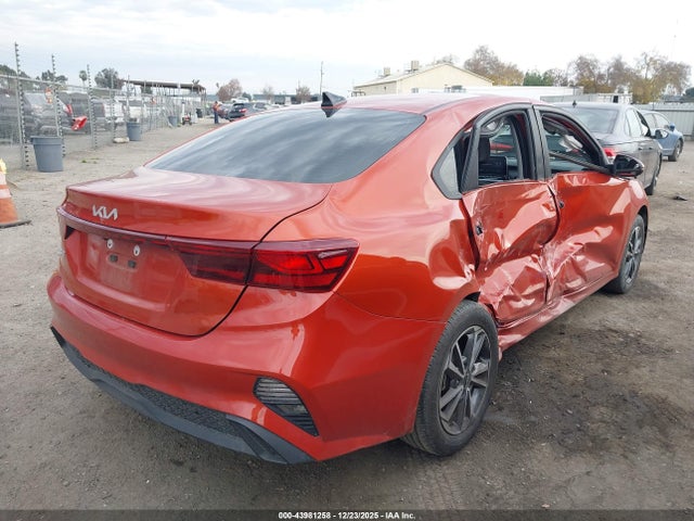 KIA Forte Lxs 2023 3KPF24AD0PE679931 Image 4