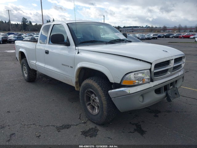 2000 DODGE DAKOTA 1B7GG22N5YS766241