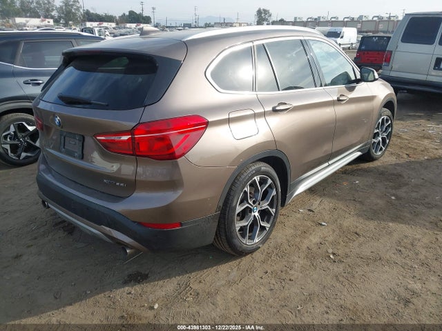 2020 BMW X1 WBXJG9C00L5R24836 Photo 3