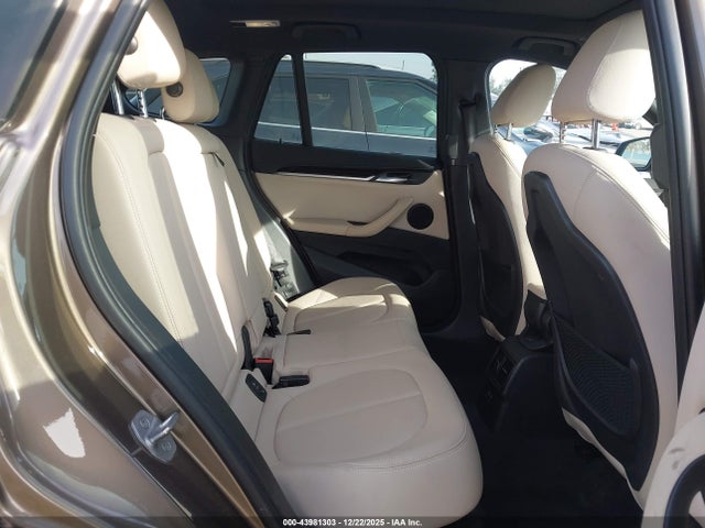 2020 BMW X1 WBXJG9C00L5R24836 Photo 7