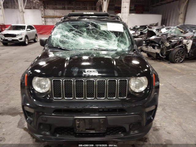 ZACNJBABXLPL42582 Jeep Renegade Sport 4x4