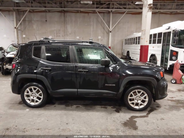 ZACNJBABXLPL42582 Jeep Renegade Sport 4x4