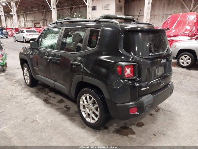 ZACNJBABXLPL42582 Jeep Renegade Sport 4x4