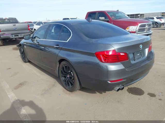 WBA5A5C56GD526883 BMW 528I