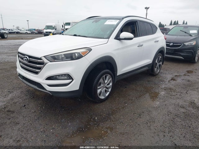 2016 HYUNDAI TUCSON KM8J33A24GU082763 Photo 1