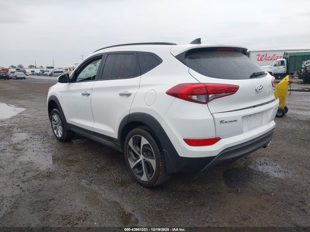 2016 HYUNDAI TUCSON KM8J33A24GU082763 Photo 2