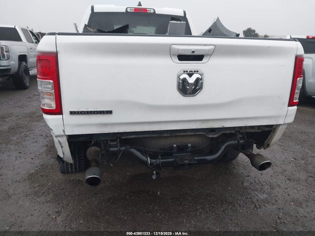 1C6RREBT1NN218533 RAM 1500 Big Horn 4x2 6&#039;4 Box