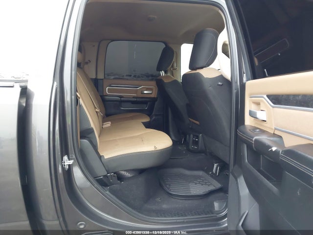 43981338 :رقم المزاد ، 3C6UR5JL7KG520196 vin ، 2019 Ram 2500 Big Horn  4x4 8' Box مزاد بيع