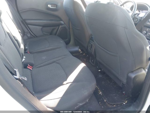 2017 JEEP NEW COMPASS 3C4NJDAB8HT660344 Photo 7