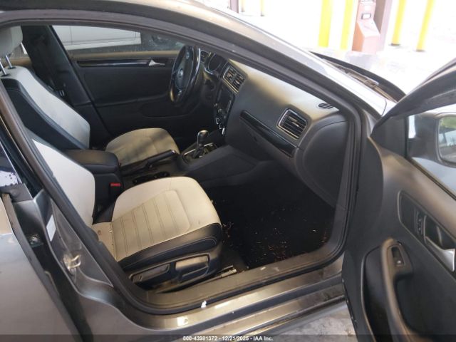 2015 VOLKSWAGEN JETTA 3VWD17AJ5FM216458 Photo 4