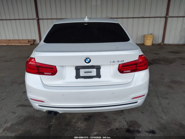 WBA8E9G51GNT85606 BMW 328I