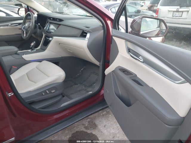 2018 CADILLAC XT5 1GYKNCRSXJZ190378 Photo 4