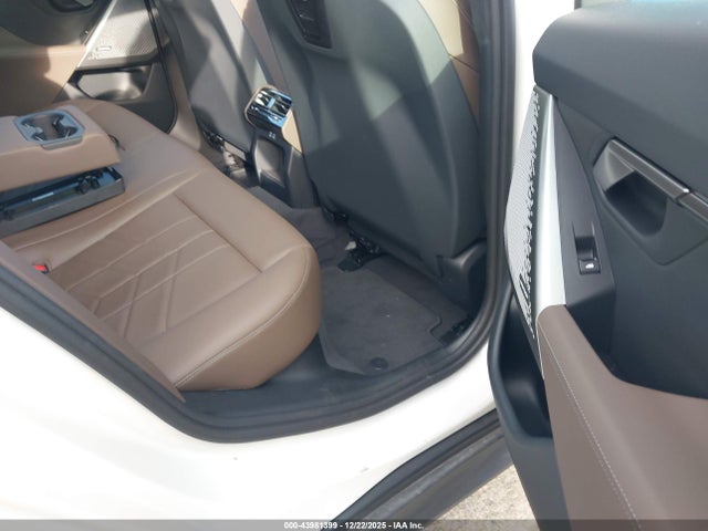 WBY13HG02SCS72257 BMW I5 Xdrive40