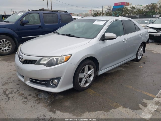 Toyota CAMRY SE 2014 4T1BF1FK7EU803051 Image 2