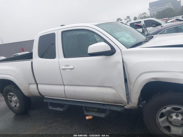 3TYRZ5CN9PT031437 Toyota Tacoma Sr V6