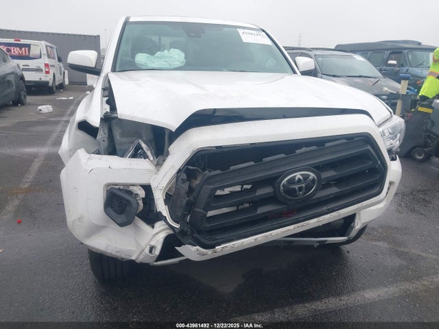 3TYRZ5CN9PT031437 Toyota Tacoma Sr V6