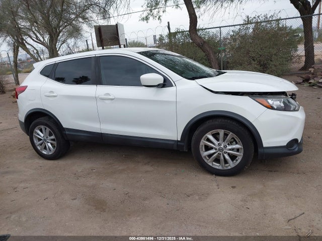 JN1BJ1CP9KW224536 Nissan Rogue Sport S