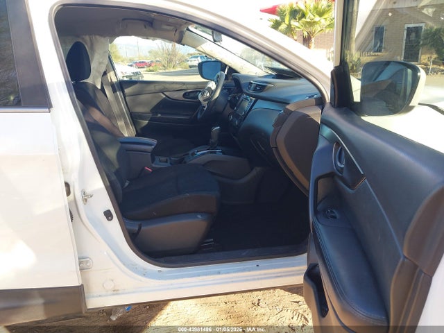 JN1BJ1CP9KW224536 Nissan Rogue Sport S