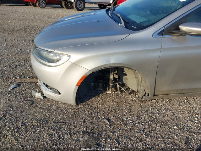 Продажа на аукционе авто 2015 Chrysler 200 Limited, vin: 1C3CCCAB1FN530077, номер лота: 43981537