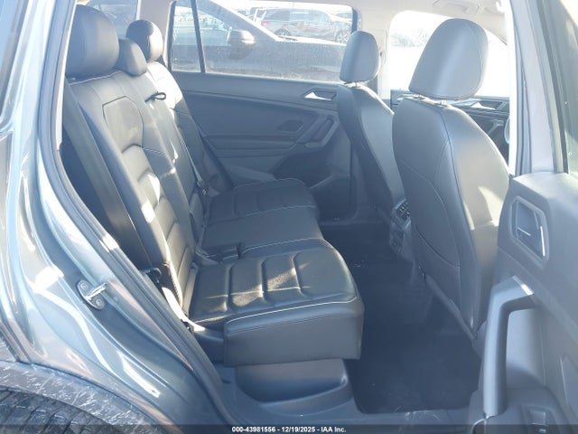 2019 VOLKSWAGEN TIGUAN 3VV4B7AX2KM073338 Photo 7