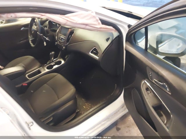 1G1BE5SM6J7176334 Chevrolet Cruze Lt Auto