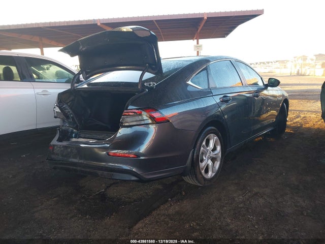 1HGCY1F2XRA083207 Honda ACCORD LX