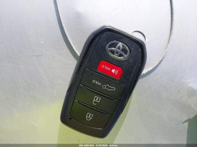 Продажа на аукционе авто 2024 Toyota Venza Xle, vin: JTEAAAAH6RJ184214, номер лота: 43981625