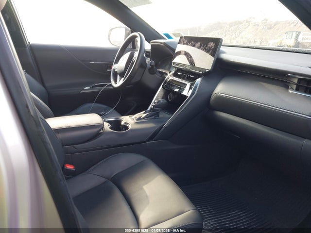 Продажа на аукционе авто 2024 Toyota Venza Xle, vin: JTEAAAAH6RJ184214, номер лота: 43981625