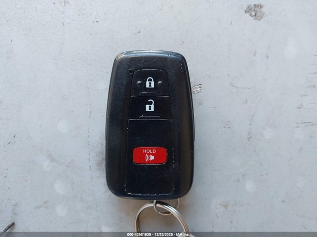 JTDKARFU0H3539488 Toyota Prius Three Touring