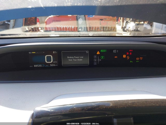 JTDKARFU0H3539488 Toyota Prius Three Touring