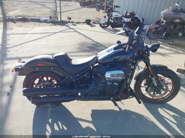 1HD1YWZ13PB072111 Harley-Davidson FXLRS