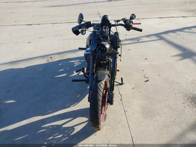2023 HARLEY-DAVIDSON FXLRS 1HD1YWZ13PB072111 Photo 4